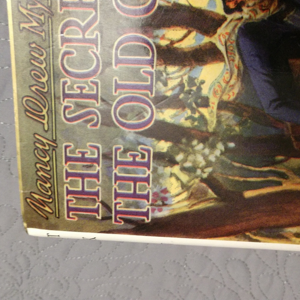Nancy Drew #1 The Secret of the Old Clock (Applewood) - Picture 12 of 12